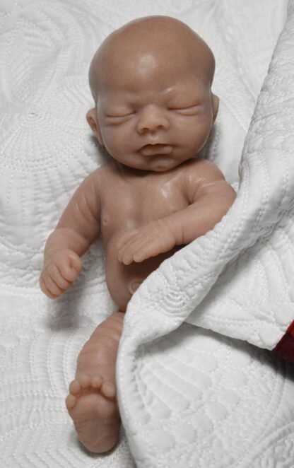 Angel sculpted by Linda Moore - Image 2